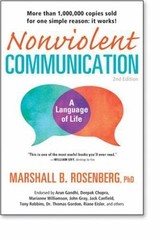 Nonviolent Communication: A Language of Life Marshall B. Rosenberg paperback Us